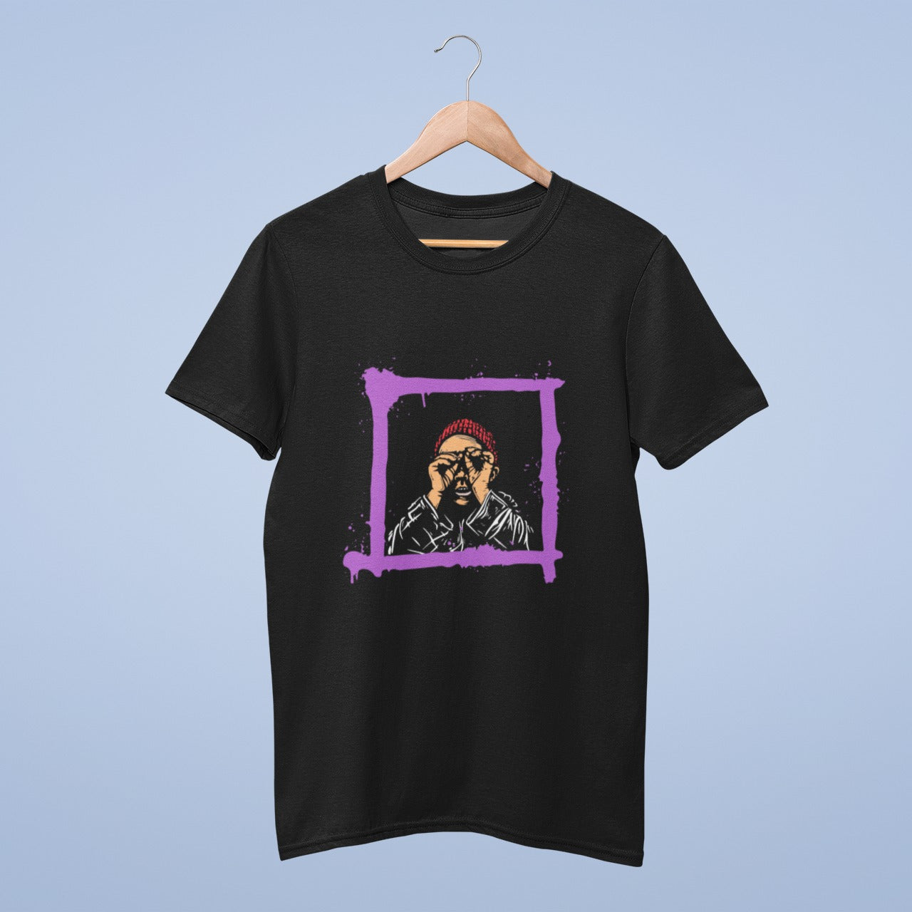 Through the hand binoculars T-shirt from @javinovelty