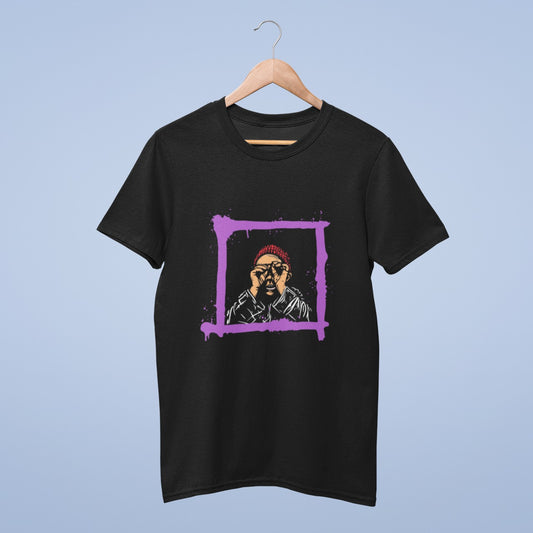 Through the hand binoculars T-shirt from @javinovelty