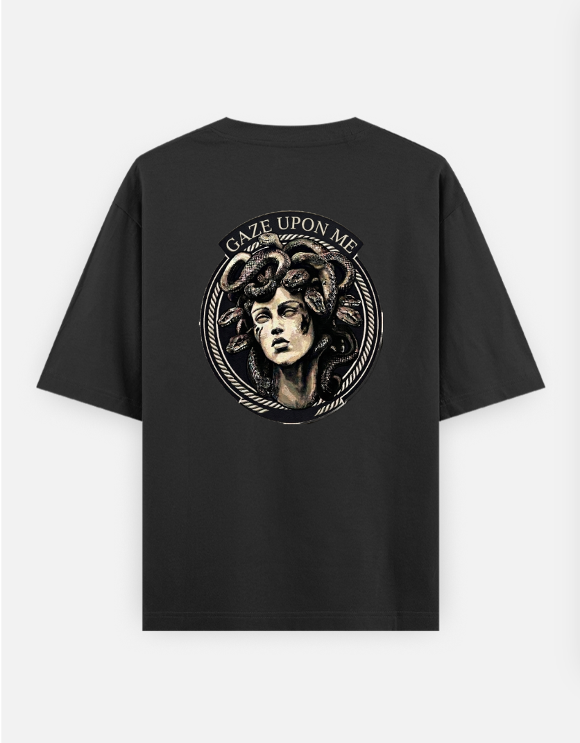 Medusa Gaze Upon me oversize t-shirt Oversized T-shirt (Back print) by Mithisar Daimary 