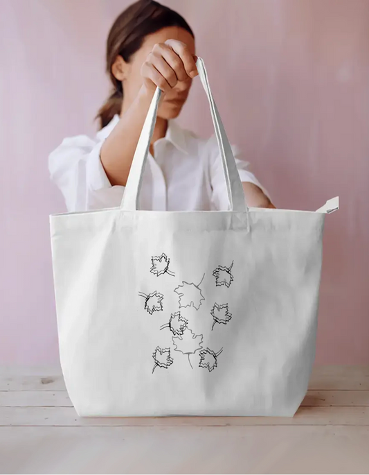 Elegant Autumn Leaves Everyday Large Tote Bag by @stigma.73