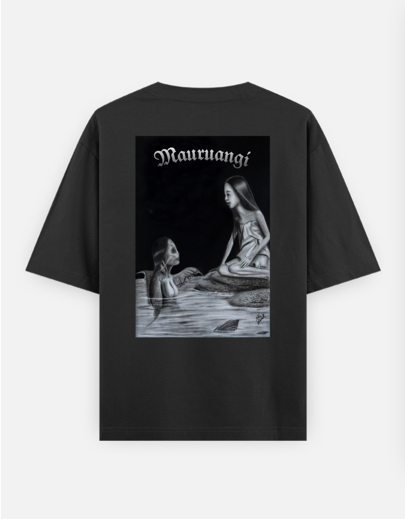 Mauruangi Oversized T-shirt (Back print) by @alex_hauhulh