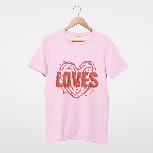 Heart Loves T-shirt