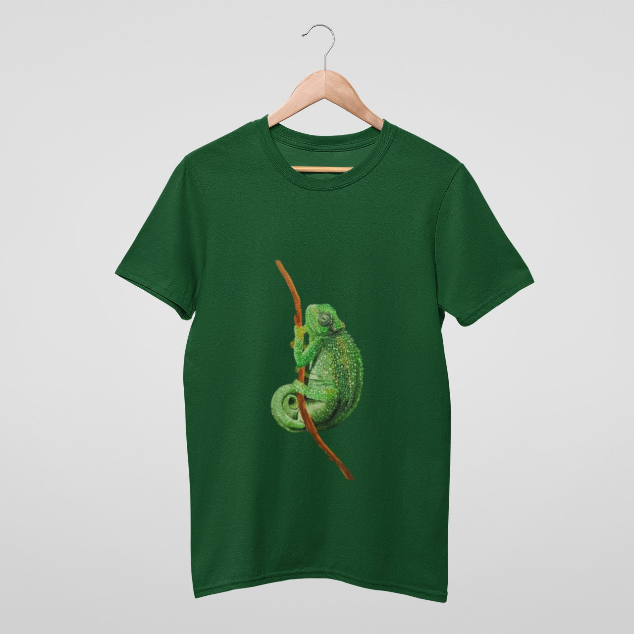 Peaceful Chameleon T-shirt from @tista_art_therapy